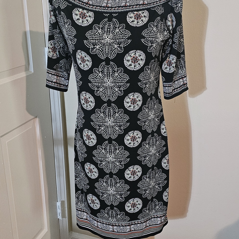 Max Studio Black and White Geometric Mini Dress